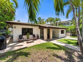 2054 Alton Rd, Miami Beach FL 33140
