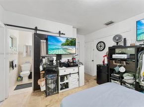 2054 Alton Rd, Miami Beach FL 33140