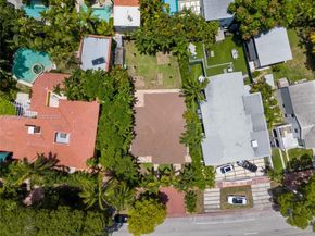 2054 Alton Rd, Miami Beach FL 33140