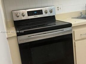 4222 Inverrary Blvd 4813, Lauderhill FL 33319