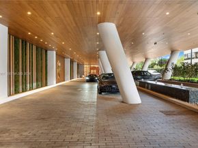 2678 Tigertail Ave 1702, Miami FL 33133