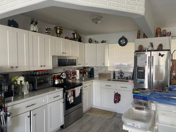 2427 Garland Cir 195, Hollywood FL 33021