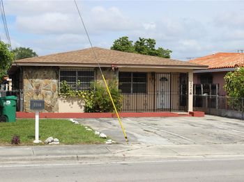 2216 SW 62nd Ave