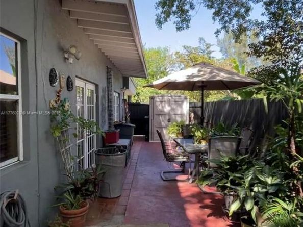 9180 SW 75th St, Miami FL 33173