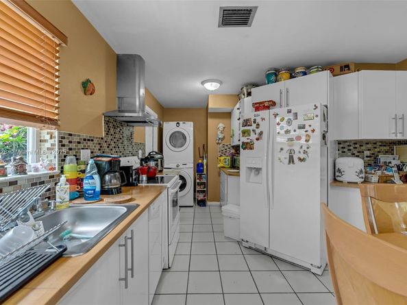 9180 SW 75th St, Miami FL 33173
