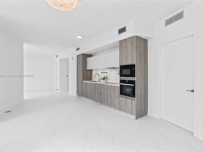 2900 NE 7th Ave 1409, Miami FL 33137