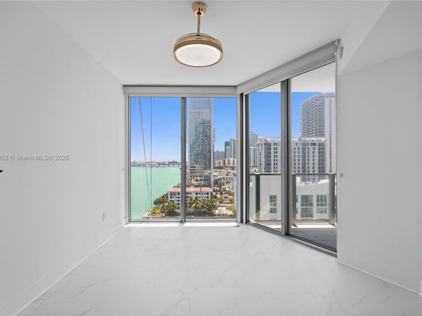2900 NE 7th Ave 1409, Miami FL 33137