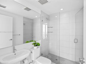 2900 NE 7th Ave 1409, Miami FL 33137
