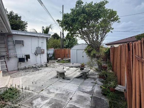110 Flagami Blvd, Miami FL 33144