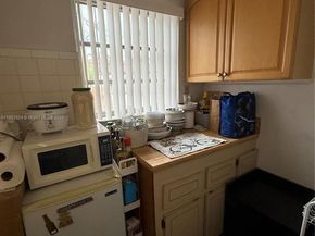 110 Flagami Blvd, Miami FL 33144