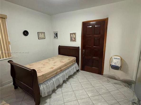 110 Flagami Blvd, Miami FL 33144