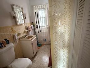 110 Flagami Blvd, Miami FL 33144