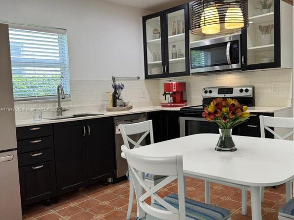 912 Wallace St, Coral Gables FL 33134
