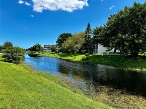 213 N Oakridge  N 213, Deerfield Beach FL 33442