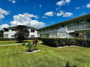 213 N Oakridge  N 213, Deerfield Beach FL 33442