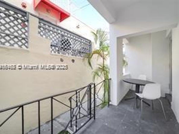 820 15th St 104, Miami Beach FL 33139