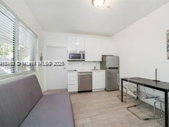 820 15th St 104, Miami Beach FL 33139