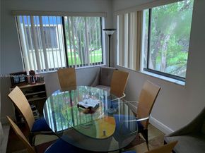 183 Lakeview Dr 203, Weston FL 33326