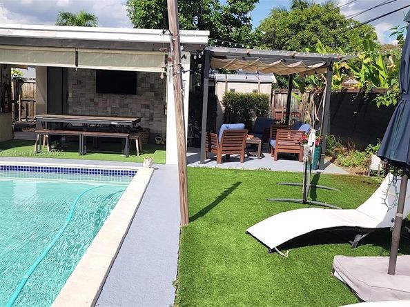 2140 SW 36th Ave, Fort Lauderdale FL 33312