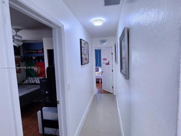 2140 SW 36th Ave, Fort Lauderdale FL 33312