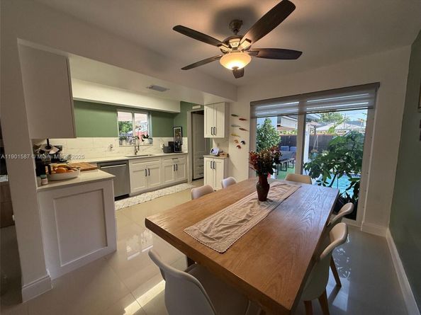 2140 SW 36th Ave, Fort Lauderdale FL 33312