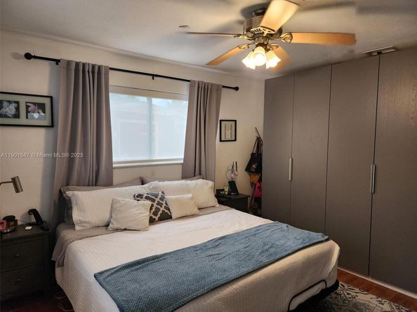 2140 SW 36th Ave, Fort Lauderdale FL 33312