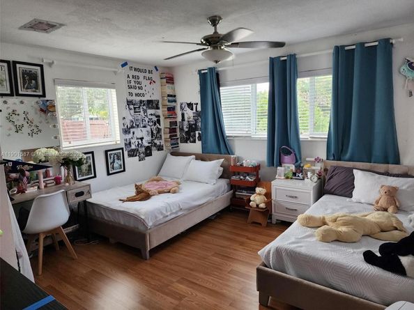 2140 SW 36th Ave, Fort Lauderdale FL 33312