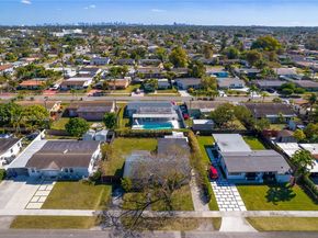 3235 SW 93rd Ct, Miami FL 33165