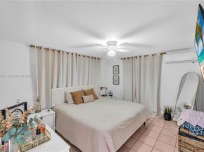 3235 SW 93rd Ct, Miami FL 33165