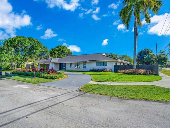 12751 SW 92nd Ct, Miami FL 33176