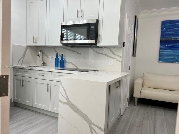 3710 Collins Ave N103, Miami Beach FL 33140