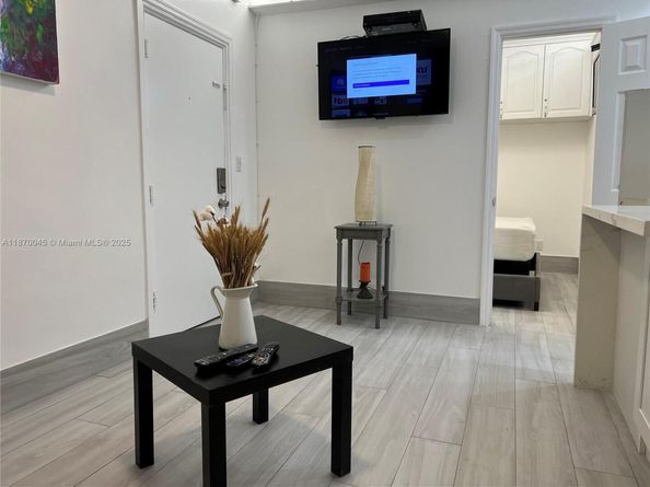 3710 Collins Ave N103, Miami Beach FL 33140