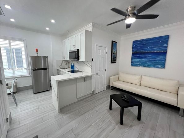 3710 Collins Ave N103, Miami Beach FL 33140