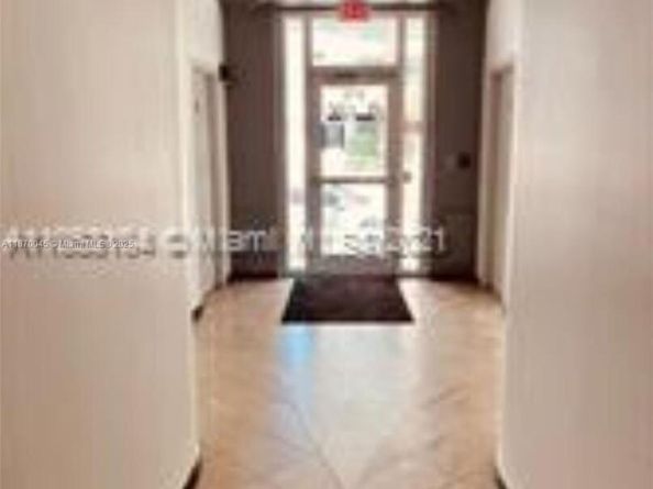 3710 Collins Ave N103, Miami Beach FL 33140