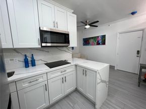 3710 Collins Ave N103, Miami Beach FL 33140
