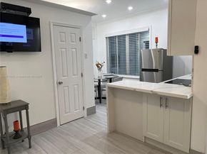 3710 Collins Ave N103, Miami Beach FL 33140
