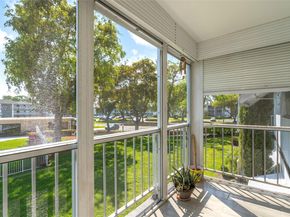 1101 Hillcrest Ct 206, Hollywood FL 33021