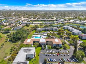 1101 Hillcrest Ct 206, Hollywood FL 33021