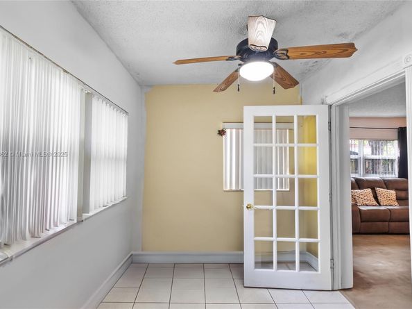 641 NE 56th Ct, Oakland Park FL 33334