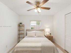 641 NE 56th Ct, Oakland Park FL 33334