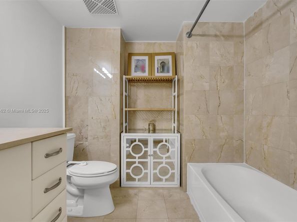 2101 Brickell Ave 306, Miami FL 33129