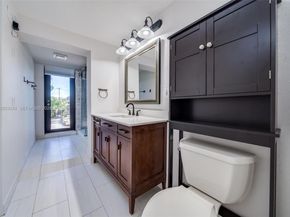 1704 SW 5th Ct, Fort Lauderdale FL 33312