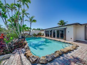 1704 SW 5th Ct, Fort Lauderdale FL 33312