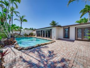 1704 SW 5th Ct, Fort Lauderdale FL 33312