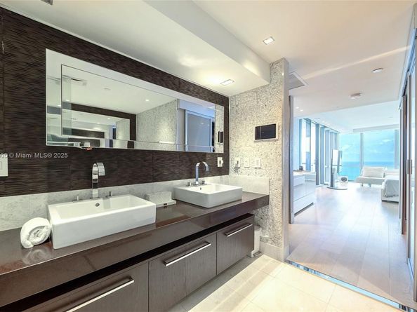 17121 Collins Ave 4208, Sunny Isles Beach FL 33160