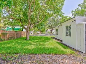 16200 NE 3rd Ave, Miami FL 33162