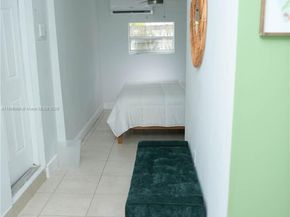 1274 SW 5 St, Miami FL 33135