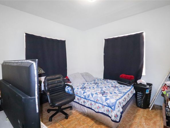 333 SW 30th Ave, Miami FL 33135