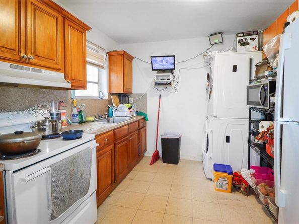 333 SW 30th Ave, Miami FL 33135