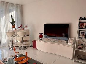5700 Collins Ave 11B, Miami Beach FL 33140